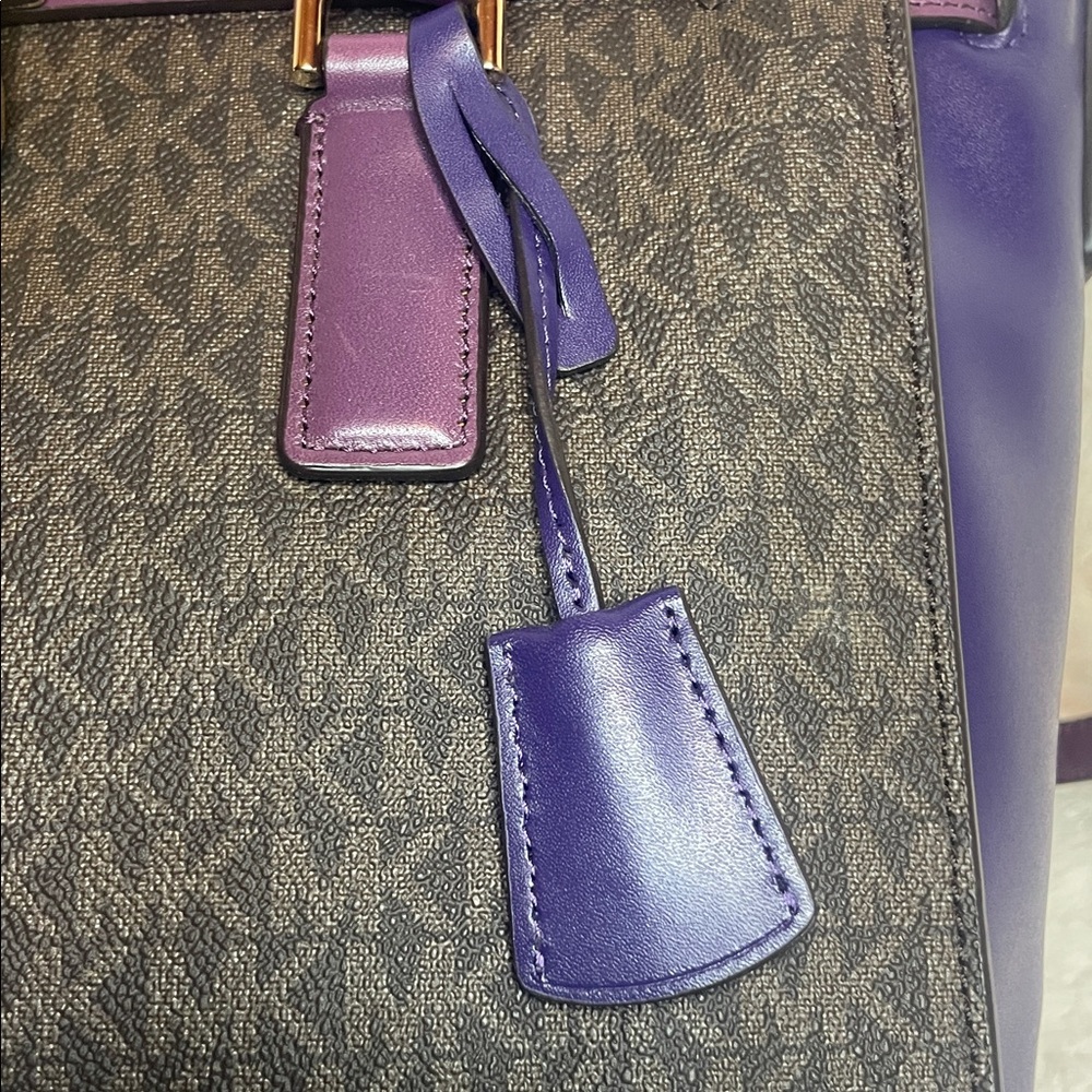 Michael Kors Hamilton Plum Violet Leather & Signature Monogram Canvas Satchel - Picture 4 of 17